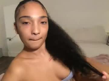 rosalinatoosexy's chat room