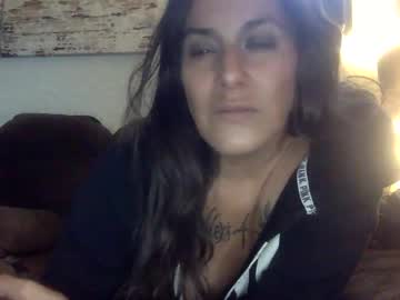 milfsfreaky69's chat room