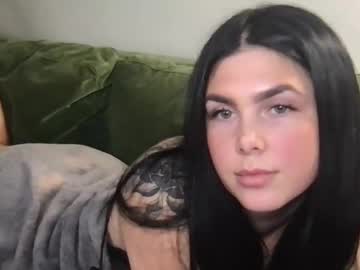 stacywithuu's chat room