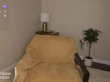 reign_rellic_'s chat room