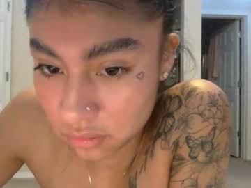 pretty_girl828687's chat room