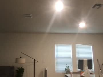 texas_blonde's chat room