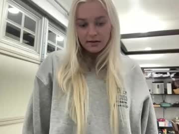 chloexbabe's chat room