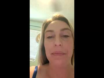 alyjeanne0420's chat room