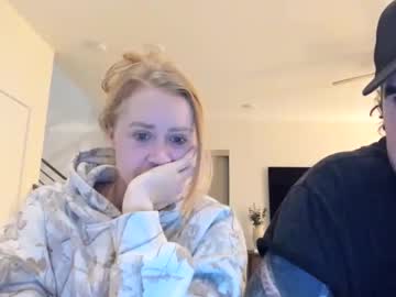 taylorxxxrae's chat room