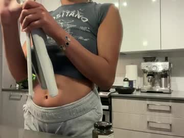 camiliakxoxo's chat room