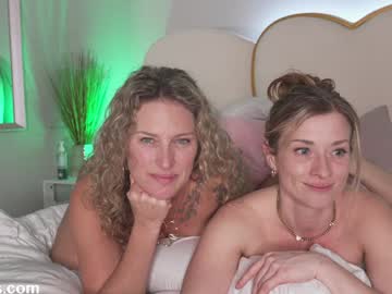 saraloverays's chat room