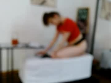 bombshellbaeby's chat room