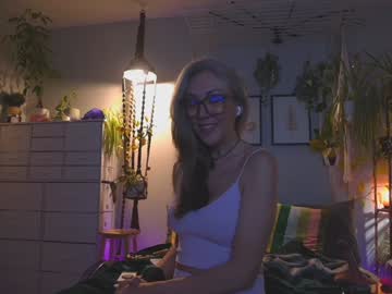 sunnie_dayz's chat room