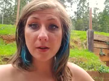 shy_college_girl's chat room