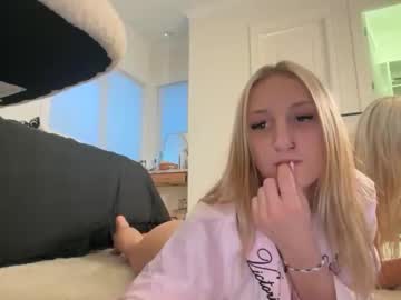 clairewalkerrr's chat room