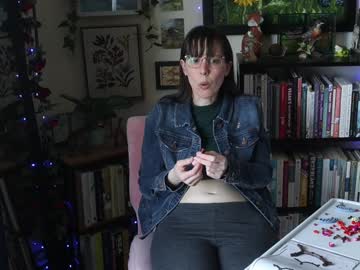 ellynaomi's chat room