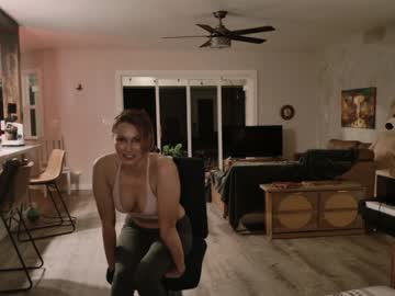 kaileeshy's chat room