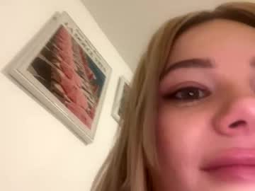 britneycherry08's chat room