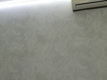 v_deville's chat room