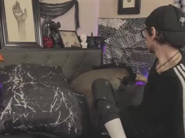 webz_and_kordz's chat room