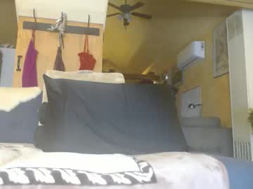 kimberlyfaysantana's chat room