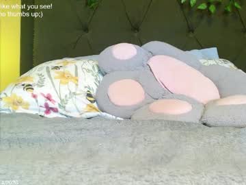 skybella_'s chat room