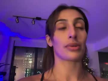 camiliakxoxo's chat room