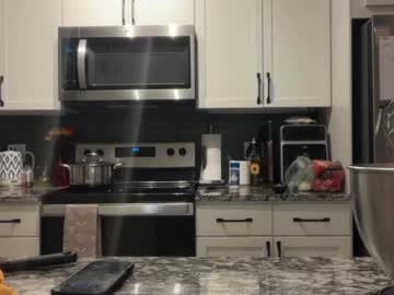 therosiecheeks's chat room