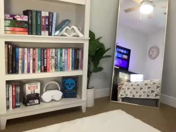 elenalovexxx's chat room