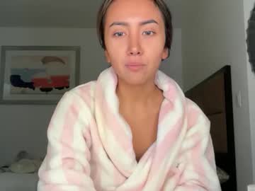 dollyrhodesss's chat room