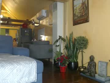 kimberlyfaysantana's chat room