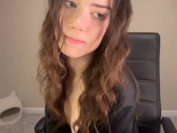 kr3amykay's chat room