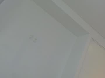 ohmysweetkitty's chat room