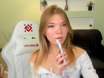 michafox's chat room