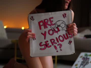 newchloe18's chat room