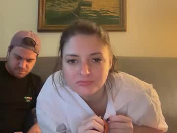 sexycouple41110's chat room