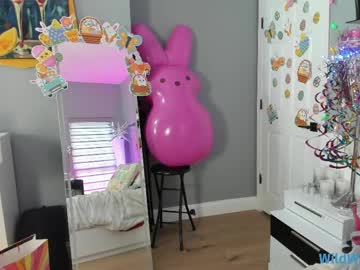 wildwifebarbie's chat room