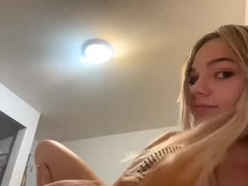 britneycherry08's chat room