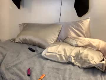 aliciacolette123's chat room