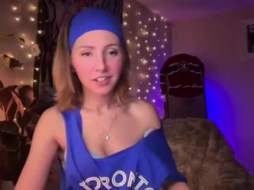 abbienextdoor's chat room