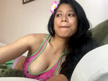 hawaiigirl_'s chat room