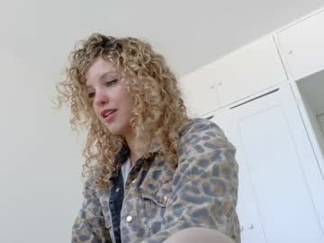 theislandgirl's chat room