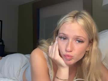 korinaluvv's chat room