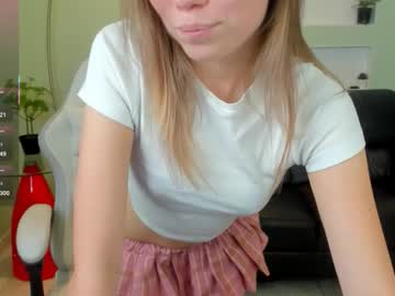 michafox's chat room