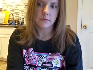 tinywithtiddies's chat room