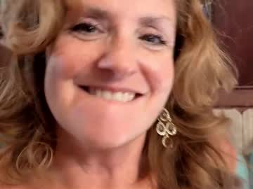 areolasky's chat room