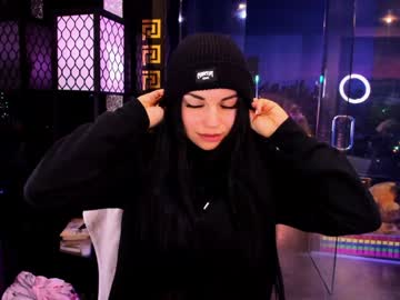 alma_pearl's chat room