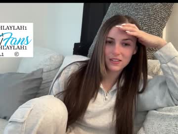 laylahlaylah1's chat room