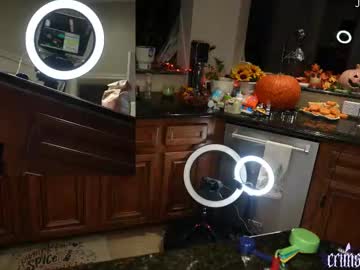 crimsonkitten's chat room