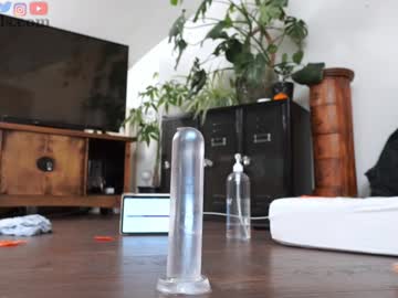 serareads's chat room