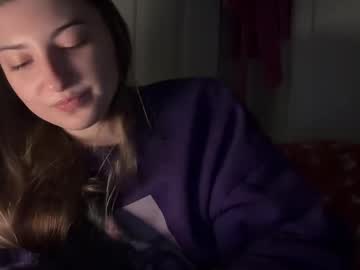 fantasyella's chat room