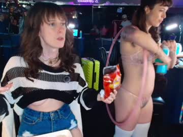 foxy_gamer's chat room