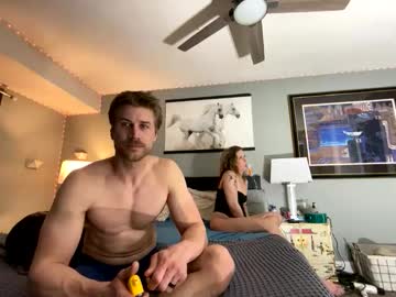 thickwhitegirl616114's chat room