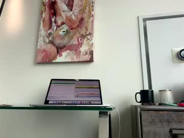 hawt_ass_milf's chat room